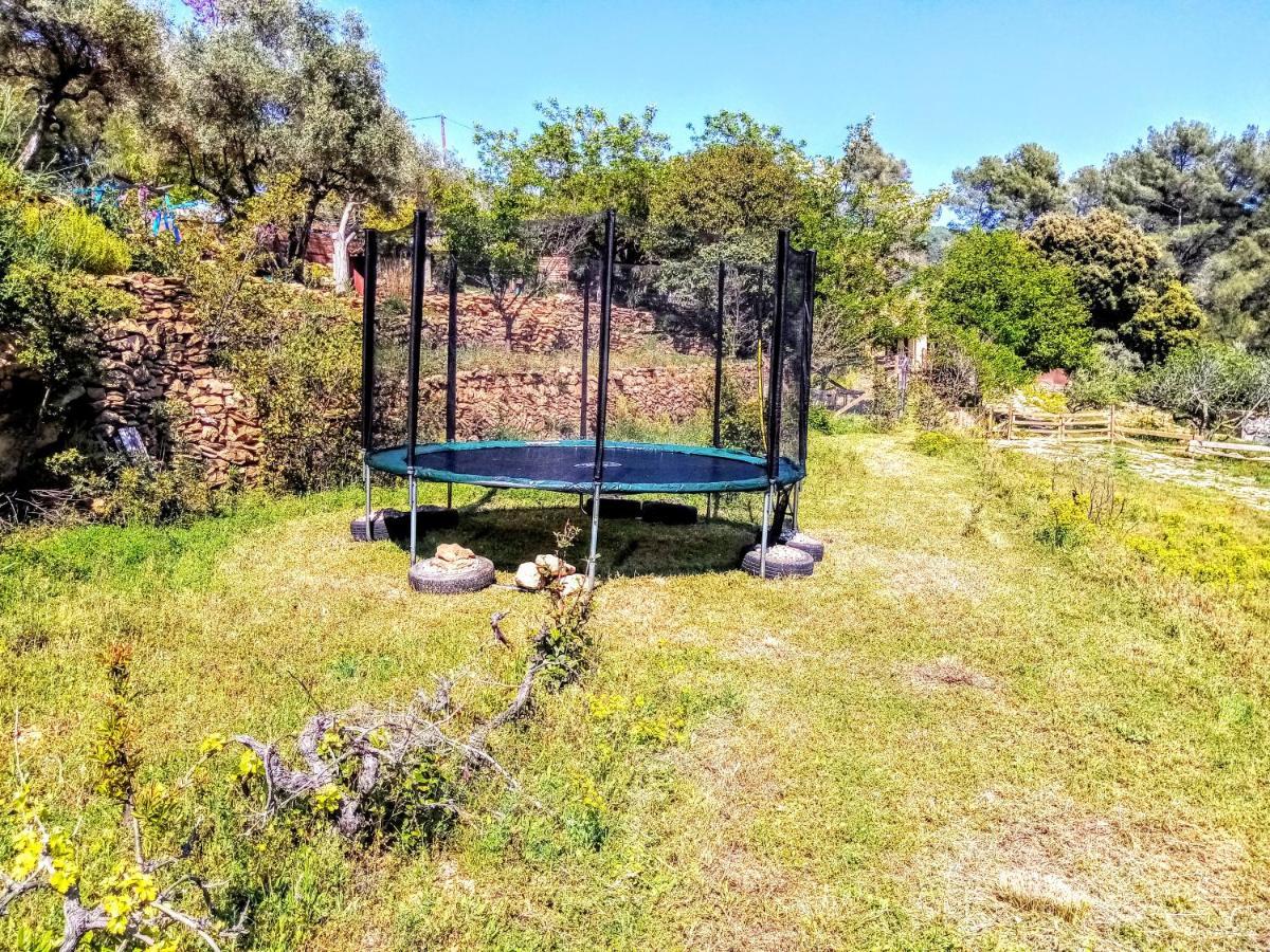 Arche De Noe Atypique, Boheme , Nature, Piscine Chauffee De Paques A Toussaint , Spa , Sauna , Loisirs Le Beausset Eksteriør billede