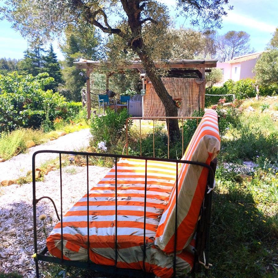 Arche De Noe Atypique, Boheme , Nature, Piscine Chauffee De Paques A Toussaint , Spa , Sauna , Loisirs Le Beausset Eksteriør billede